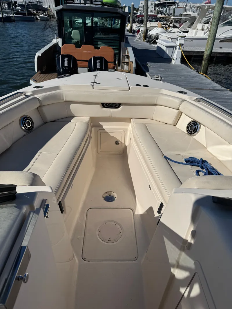 Slide: The Image of Grady-White Freedom 285 2015 - 10