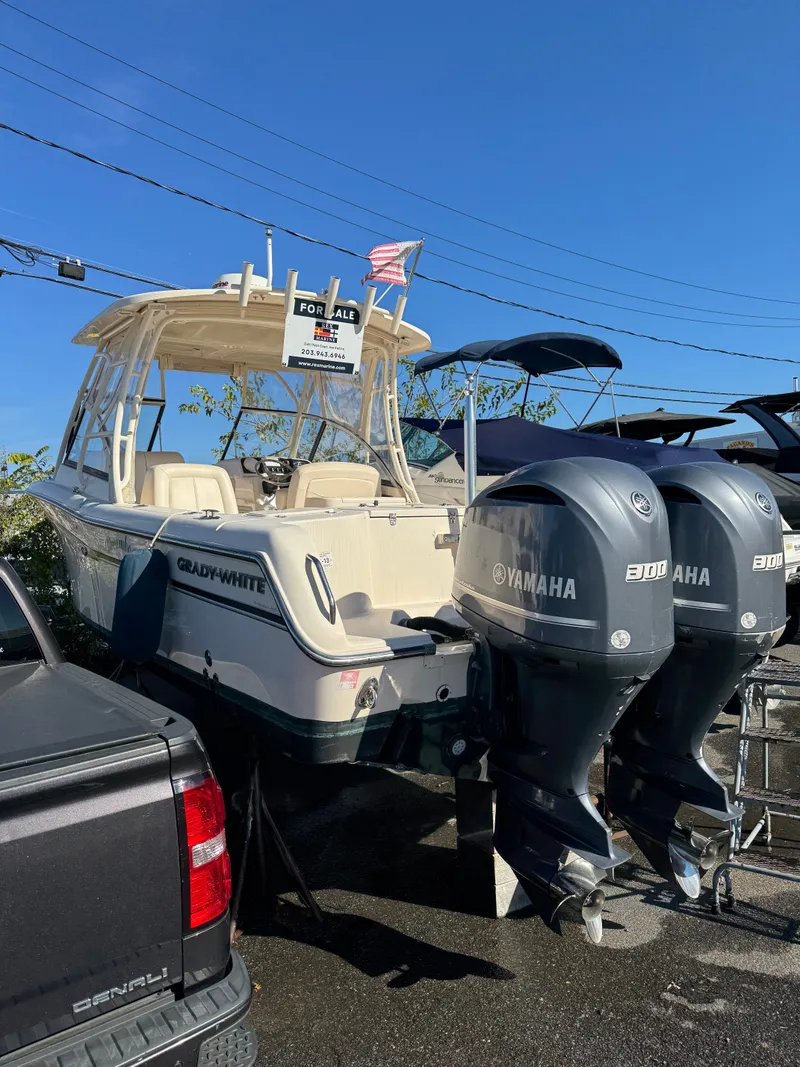 Slide: The Image of Grady-White Freedom 285 2015 - 47