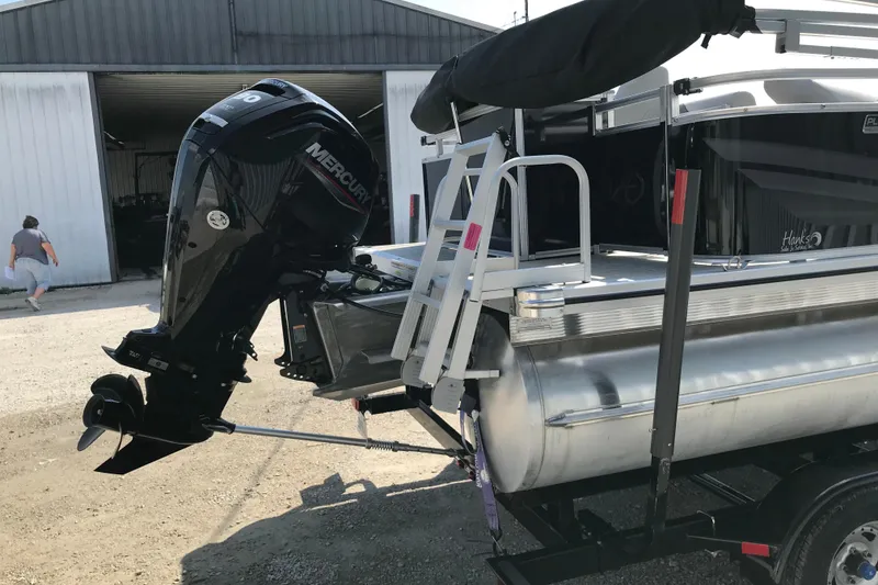 Slide: The Image of 2024 Avalon VENTURE FISH-N-CRUISE pontoon boat with Mercury outboard motor. - 6