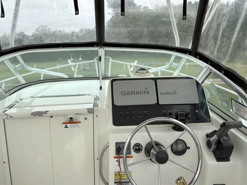 Slide: The Image of Hydra-Sports Lightning 230 WA 2004 - 10