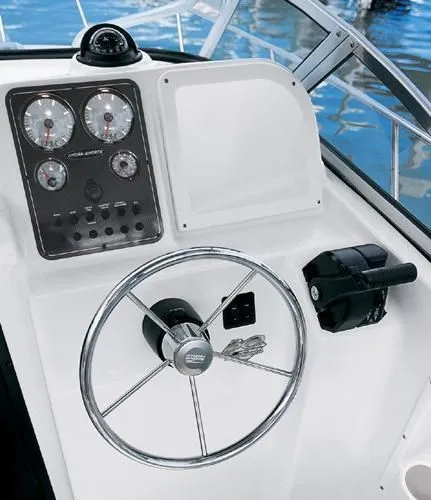 Slide: The Image of Hydra-Sports Lightning 230 WA 2004 - 19