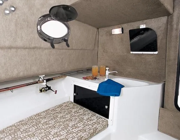 Slide: The Image of Hydra-Sports Lightning 230 WA 2004 - 21