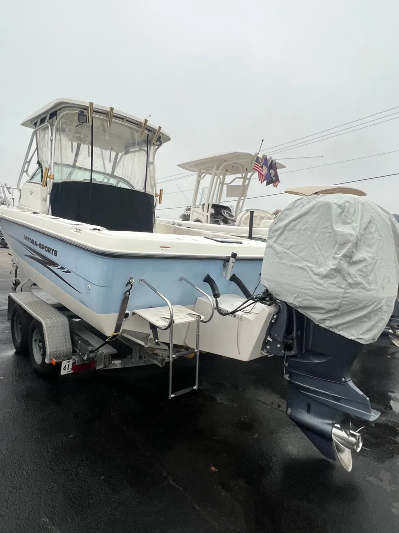 Slide: The Image of Hydra-Sports Lightning 230 WA 2004 - 4