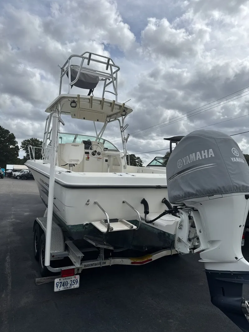 Slide: The Image of Hydra-Sports Lightning 230 WA 2004 - 1