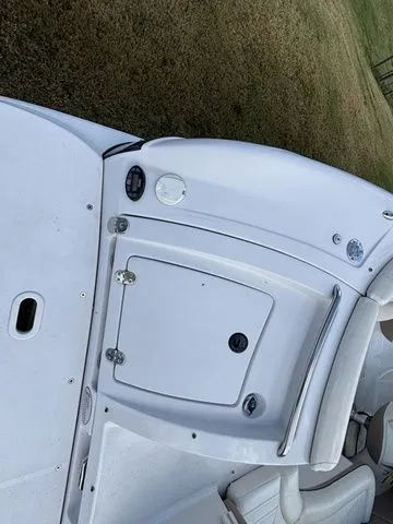 Slide: The Image of Four Winns 244 Fun Ship 2006 - 11