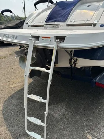 Slide: The Image of Four Winns 244 Fun Ship 2006 - 22