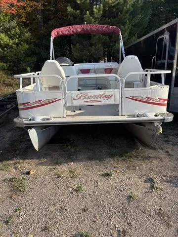 Slide: The Image of Bentley Pontoons 200 Fish 2008 - 2