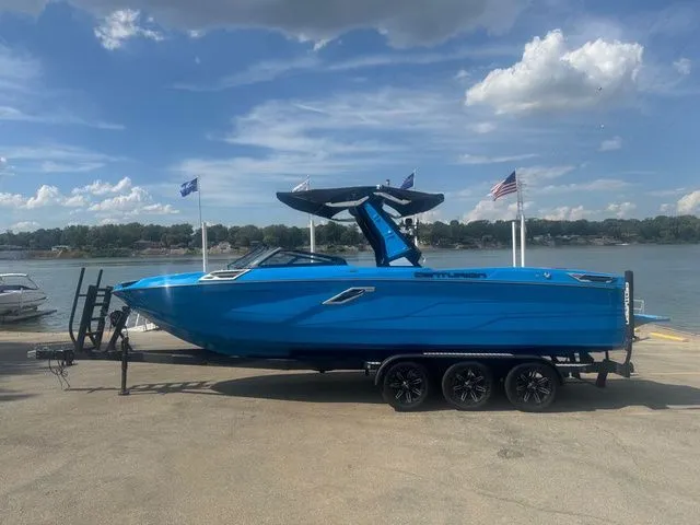 Slide: The Image of Centurion Ri265 2022 - 1