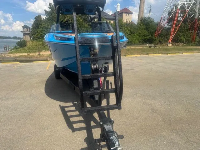 Slide: The Image of Centurion Ri265 2022 - 9