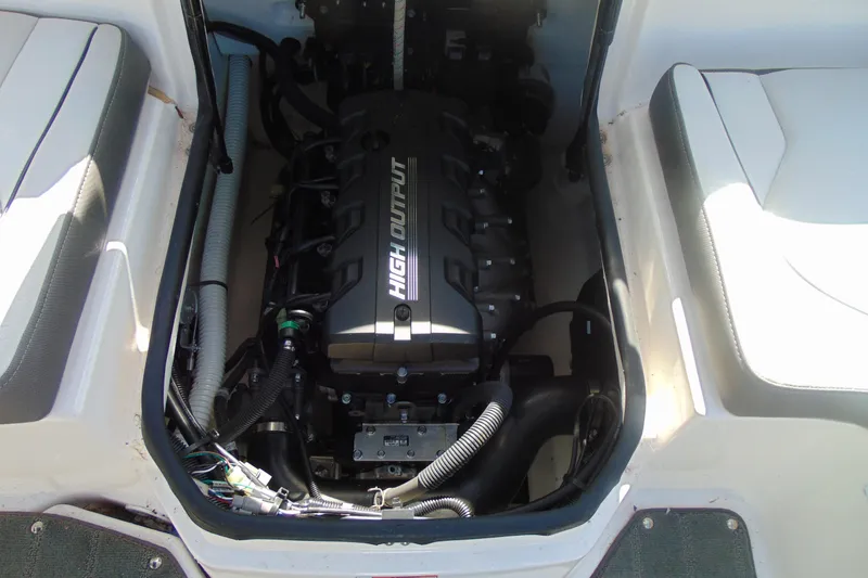 Slide: The Image of 2023 Yamaha Boats AR190 engine compartment with high output motor. - 15