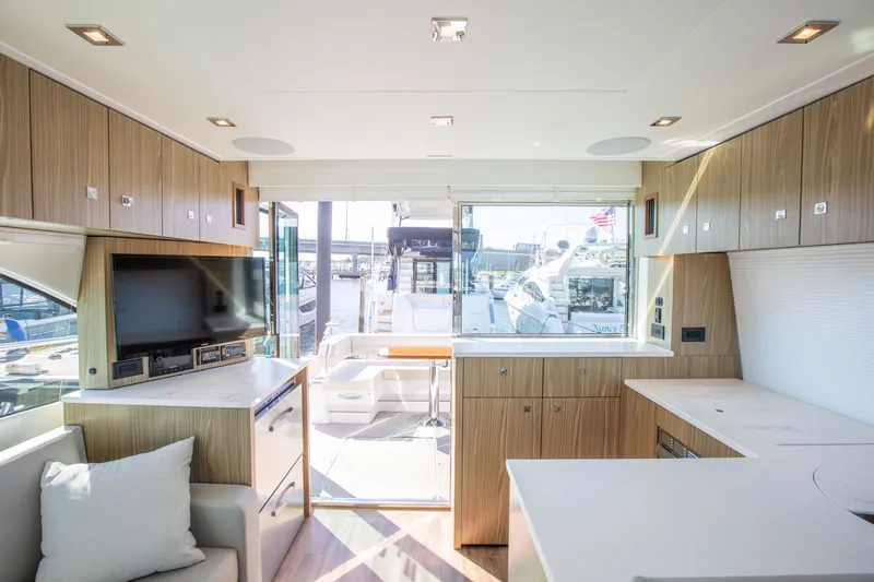 Slide: The Image of Cruisers 50 Cantius 2024 - 33