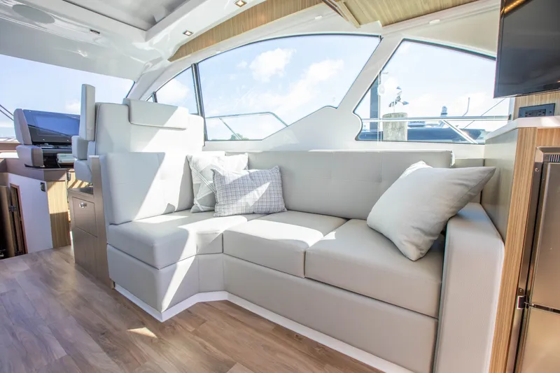 Slide: The Image of Cruisers 50 Cantius 2024 - 25