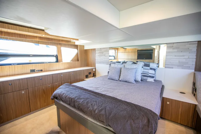 Slide: The Image of Cruisers 50 Cantius 2024 - 69