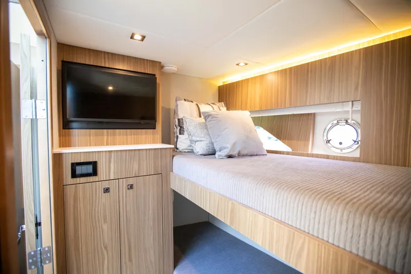 Slide: The Image of Cruisers 50 Cantius 2024 - 56