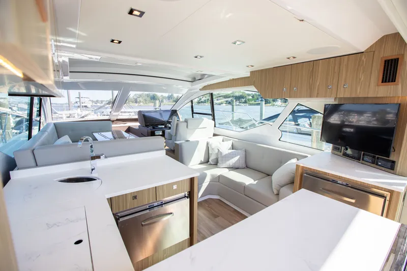 Slide: The Image of Cruisers 50 Cantius 2024 - 19