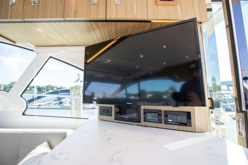 Slide: The Image of Cruisers 50 Cantius 2024 - 20