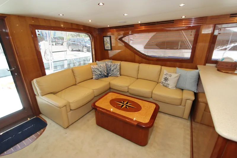 Slide: The Image of Hatteras 60 Convertible 2004 - 50