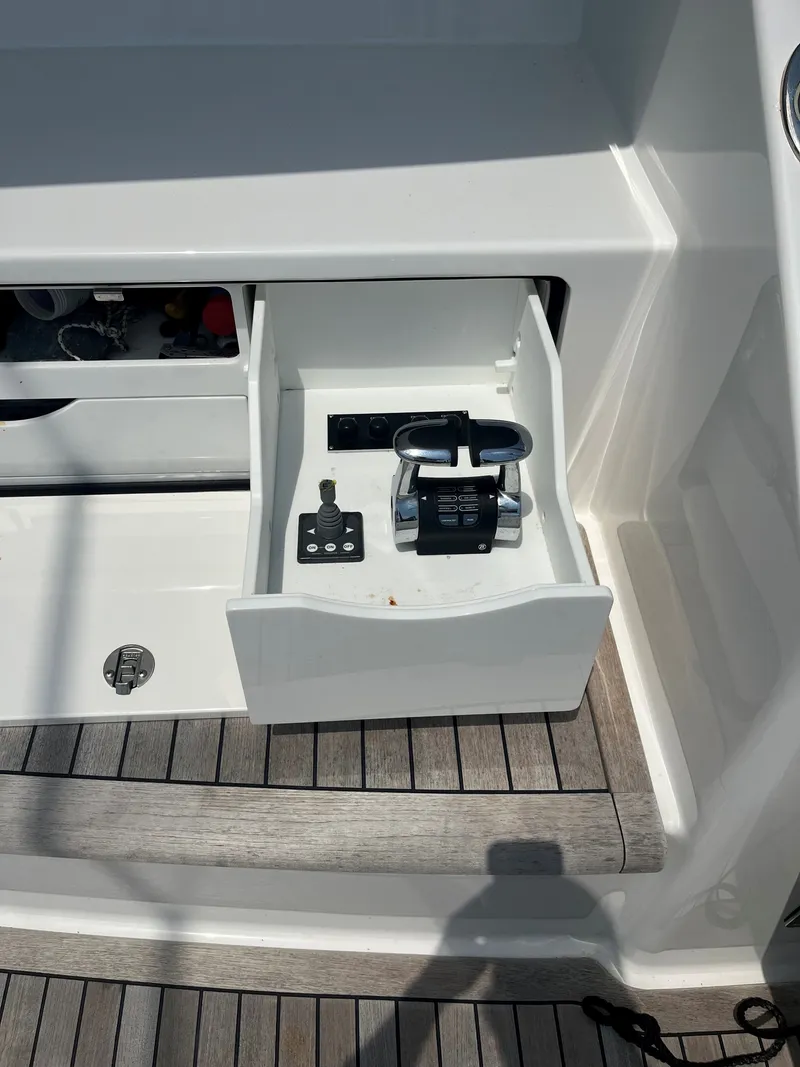 Slide: The Image of Cockpit Engine Controls - 13