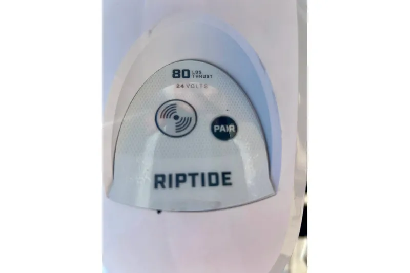 Slide: The Image of Riptide motor control panel with 80 lbs thrust, 24 volts, and pairing button. - 8