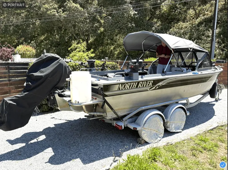 Slide: The Image of North River Seahawk LE 2006 - 17