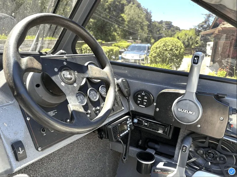 Slide: The Image of North River Seahawk LE 2006 - 3