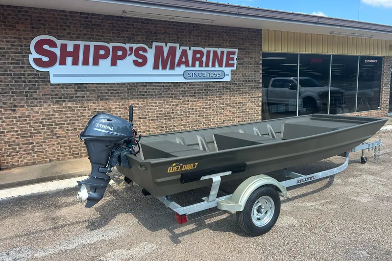 Slide: The Image of 2025 WeldBilt 1548 boat with Yamaha motor at Shipp's Marine dealership. - 3