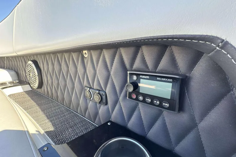 Slide: The Image of 2020 Monterey 378SS Super Sport interior with Fusion MS-NRX300 stereo system. - 18