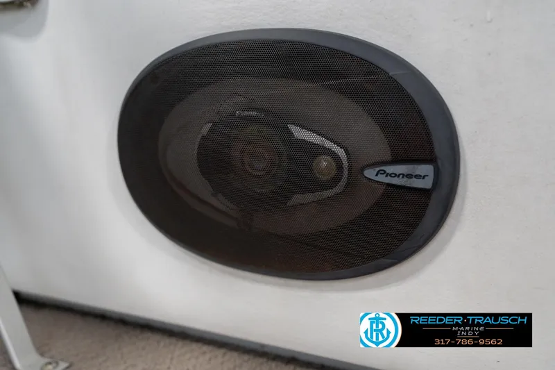 Slide: The Image of Pioneer speaker installed in a 1999 Landau DX24 boat, Reeder-Trausch Marine logo visible. - 46