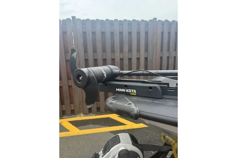 Slide: The Image of 2008 Tracker Pro Team 175 TXW with Minn Kota Edge trolling motor. - 6