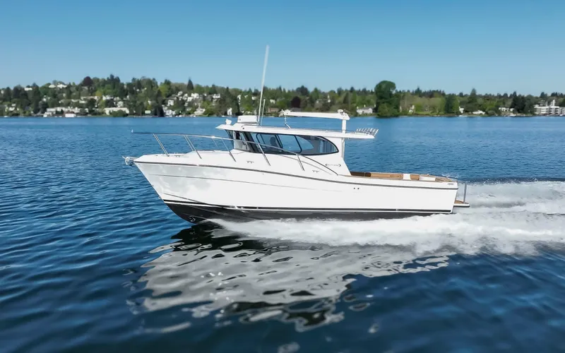 Slide: The Image of Ocean Sport Roamer 2025 - 3