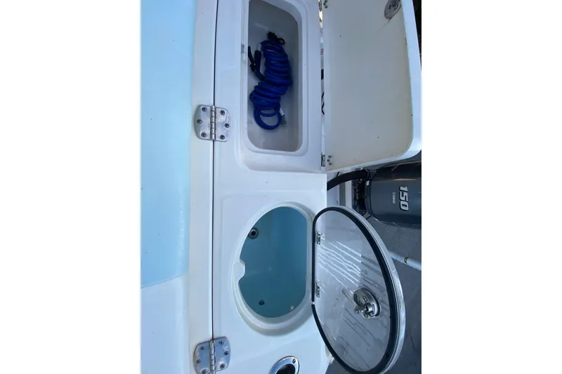Slide: The Image of Top view of 2020 Robalo Center Console boat with dual engines. - 32