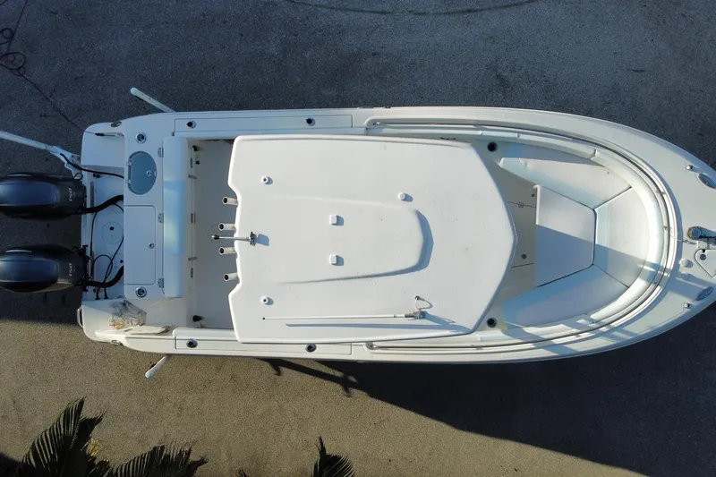 Slide: The Image of Overhead view of a 2020 Robalo Center Console boat on pavement. - 33