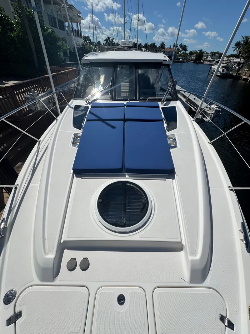 Slide: The Image of Regal 42 Sport Coupe 2016 - 40