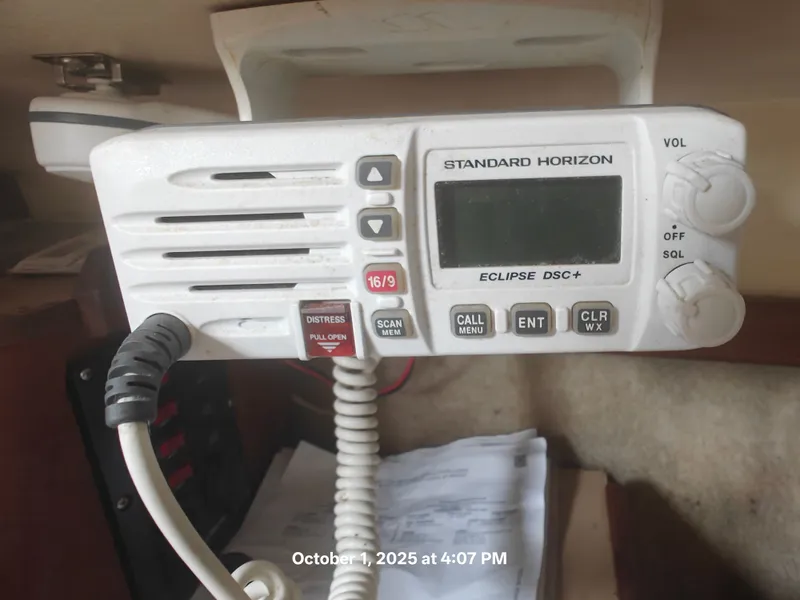 Slide: The Image of Standard Horizon Eclipse DSC+ marine radio on a 1990 Hunter 27-2 sailboat. - 29