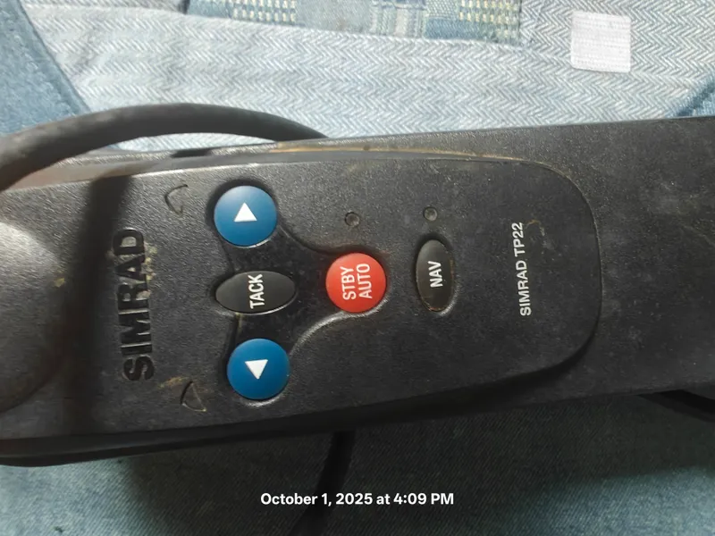 Slide: The Image of Simrad TP22 autopilot control on Hunter 27-2 sailboat, 1990 model. - 33