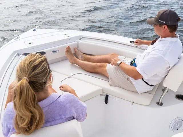 Slide: The Image of Sea Hunt Ultra 219 2026 - 10