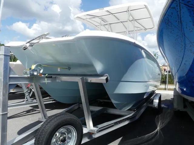 Slide: The Image of Twin Vee 240 Center Console STX 2026 - 3