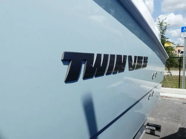 Slide: The Image of Twin Vee 240 Center Console STX 2026 - 4