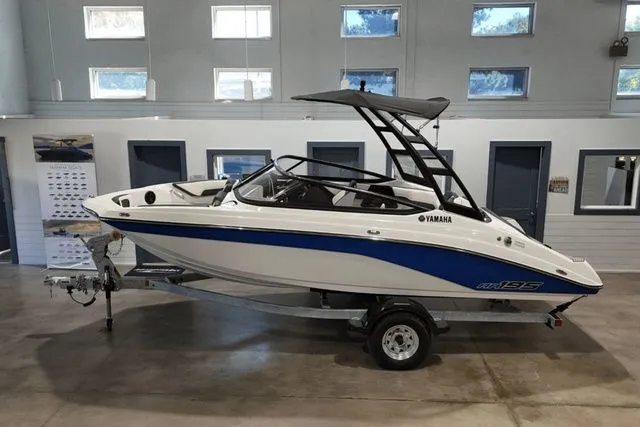 The Image of Yamaha AR195 2026 - 1