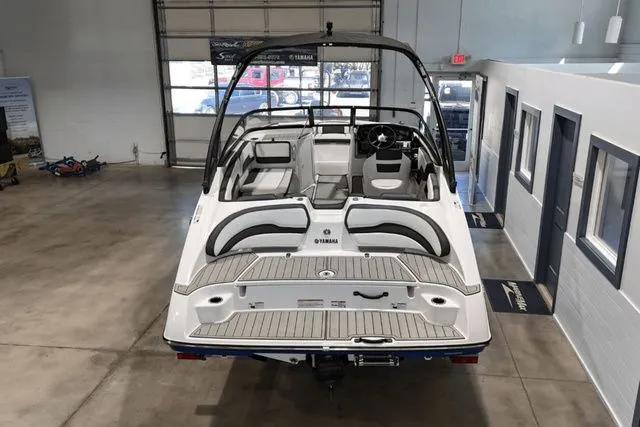 Slide: The Image of Yamaha AR195 2026 - 5