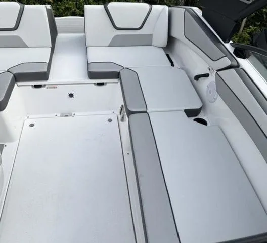 Slide: The Image of Yamaha AR220 2026 - 10