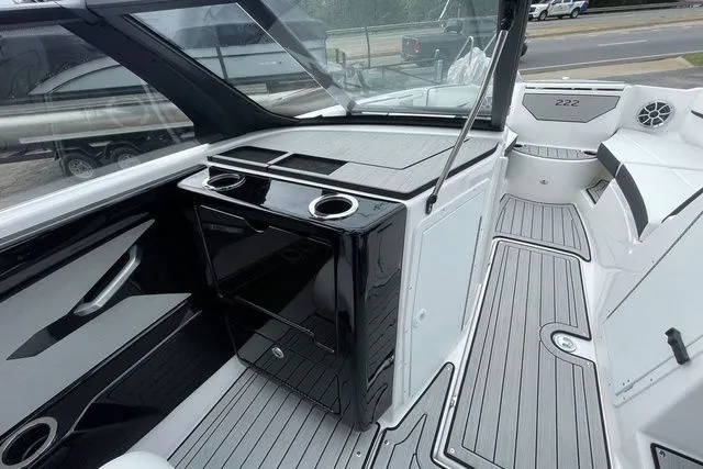 Slide: The Image of Yamaha 222S 2026 - 12