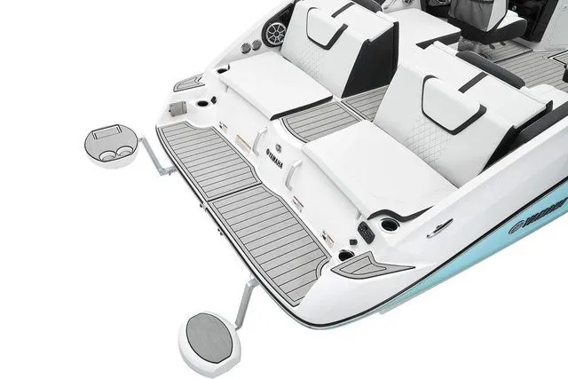 Slide: The Image of Yamaha 222S 2026 - 8