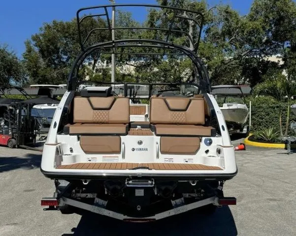 Slide: The Image of Yamaha 252SD 2026 - 5