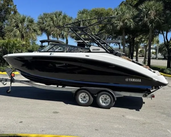 Slide: The Image of Yamaha 252SD 2026 - 6