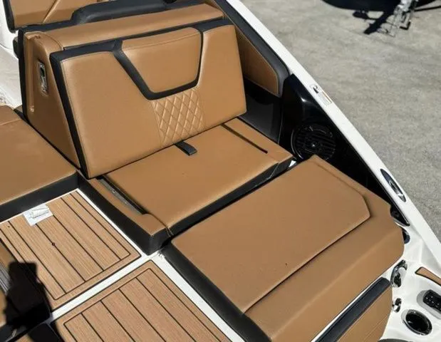 Slide: The Image of Yamaha 252SD 2026 - 9