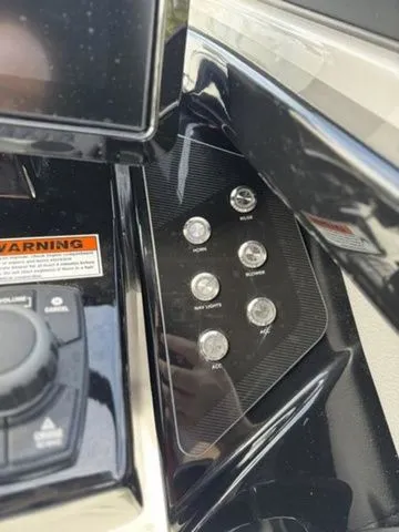 Slide: The Image of Yamaha 255XD 2026 - 17