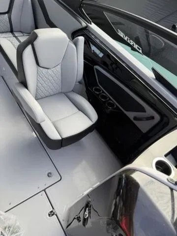 Slide: The Image of Yamaha 255XD 2026 - 23