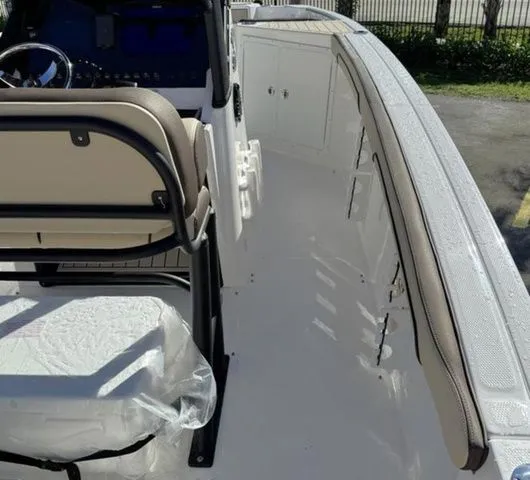 Slide: The Image of Yamaha 255 FSH Sport E 2026 - 9