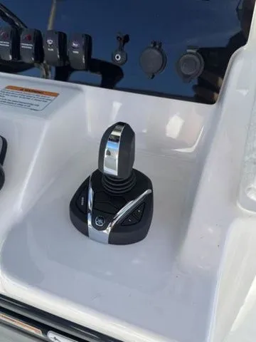 Slide: The Image of Yamaha 255 FSH Sport H 2026 - 14